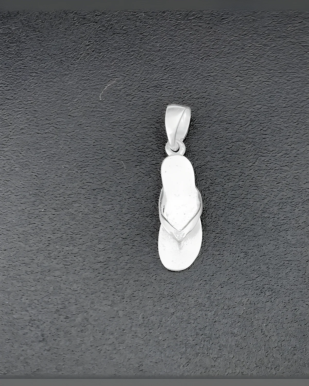 Pingente chinelo prata
