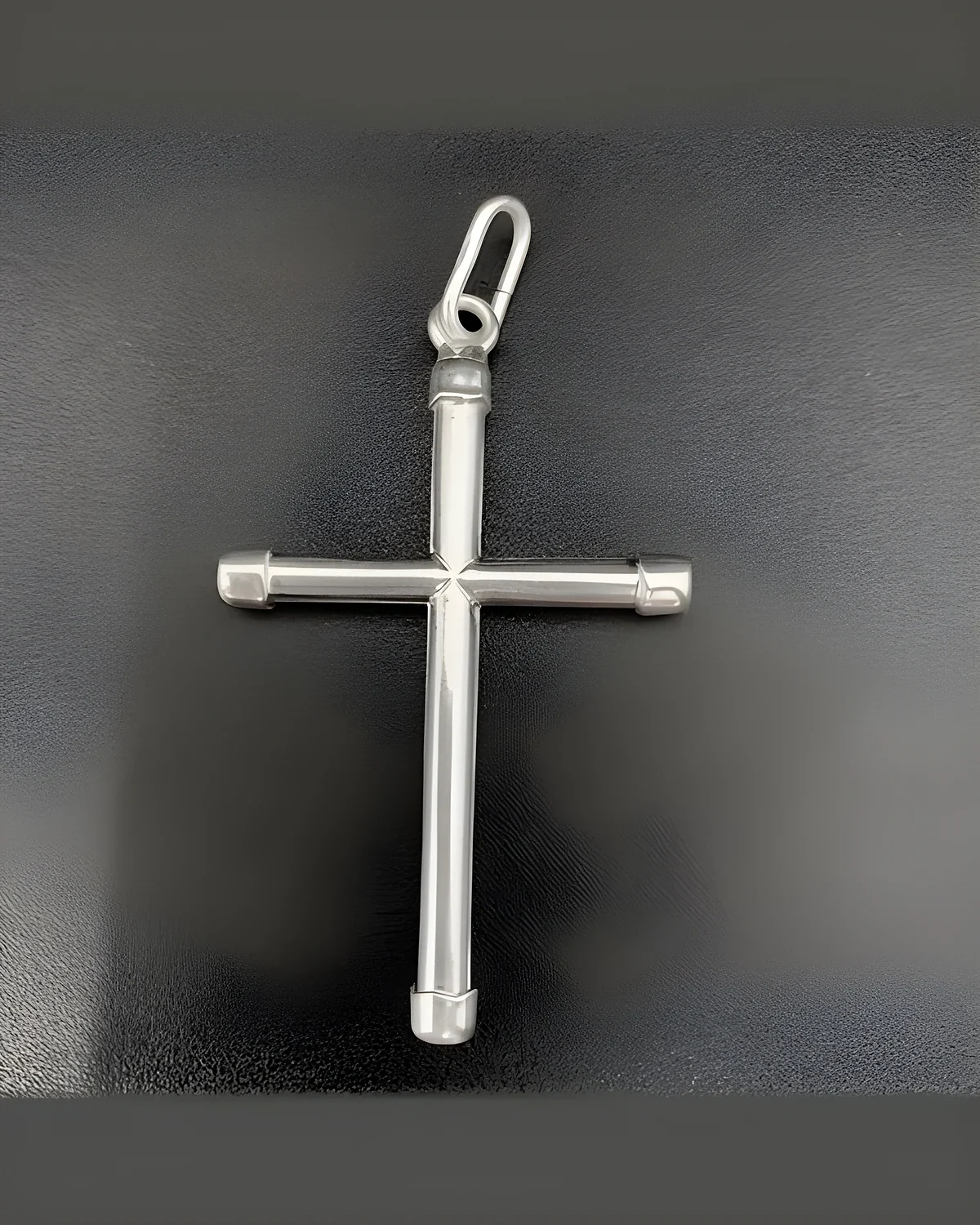 Pingente crucifixo tubinho prata