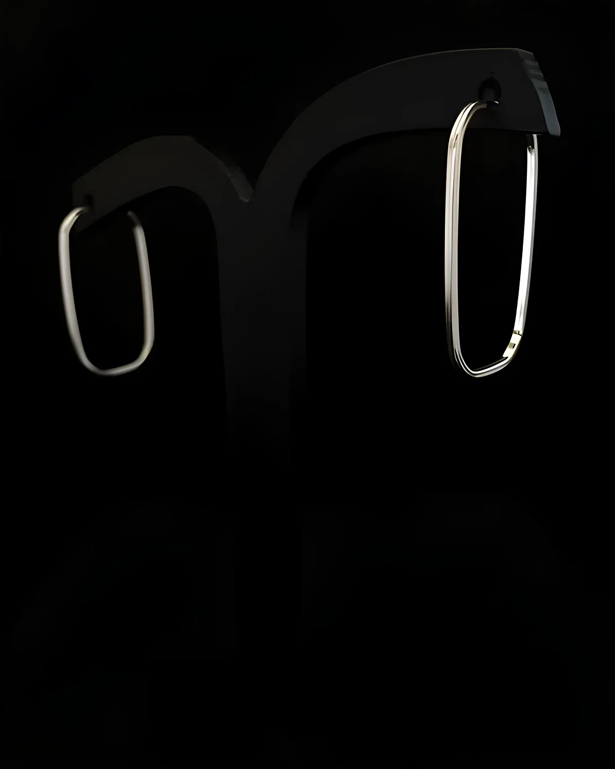 Brinco argola retangular 3,5 cm