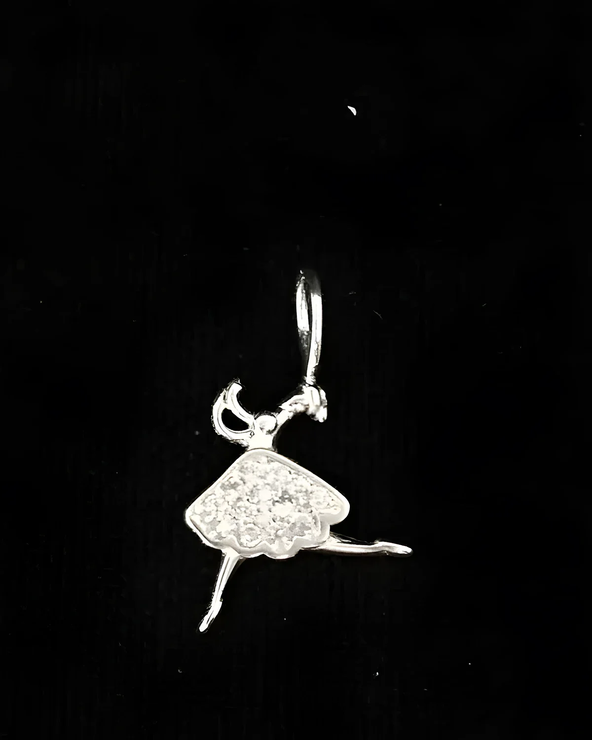 Pingente bailarina zircônia prata