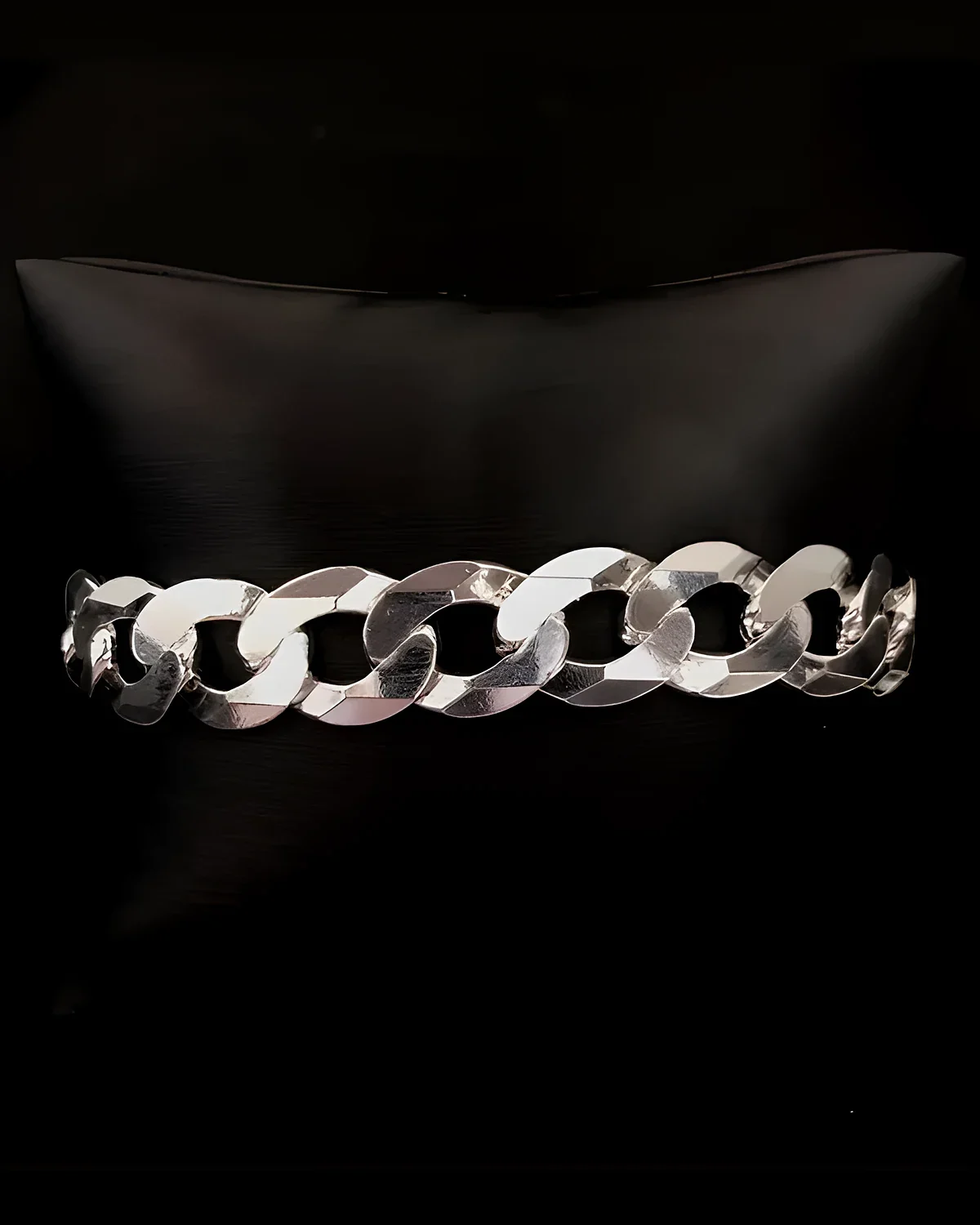 Pulseira groumet 12 mm fio 300 32,6 grande