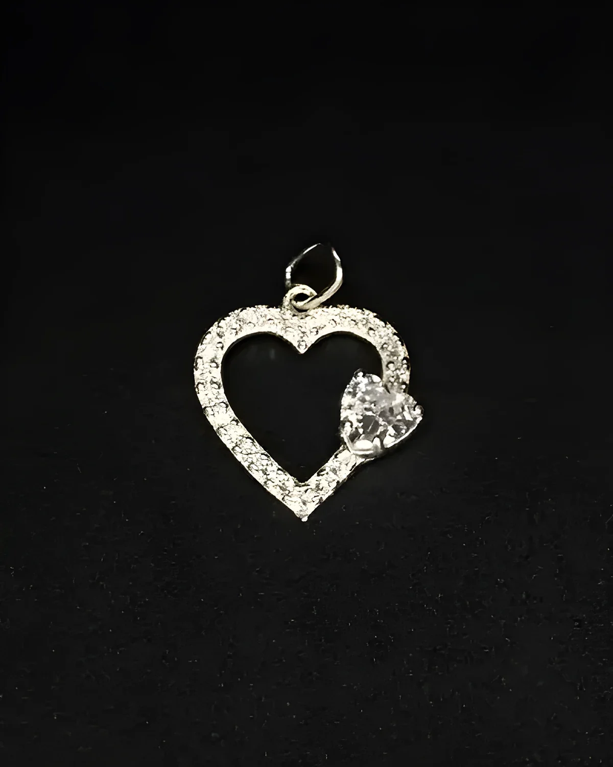 Pingente coração com zircônia 5 mm