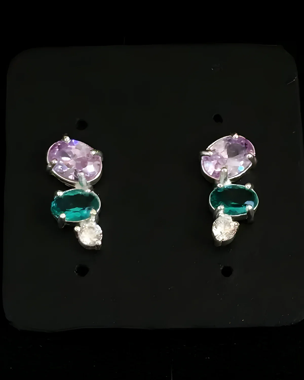 Brinco earcuff três zircônia