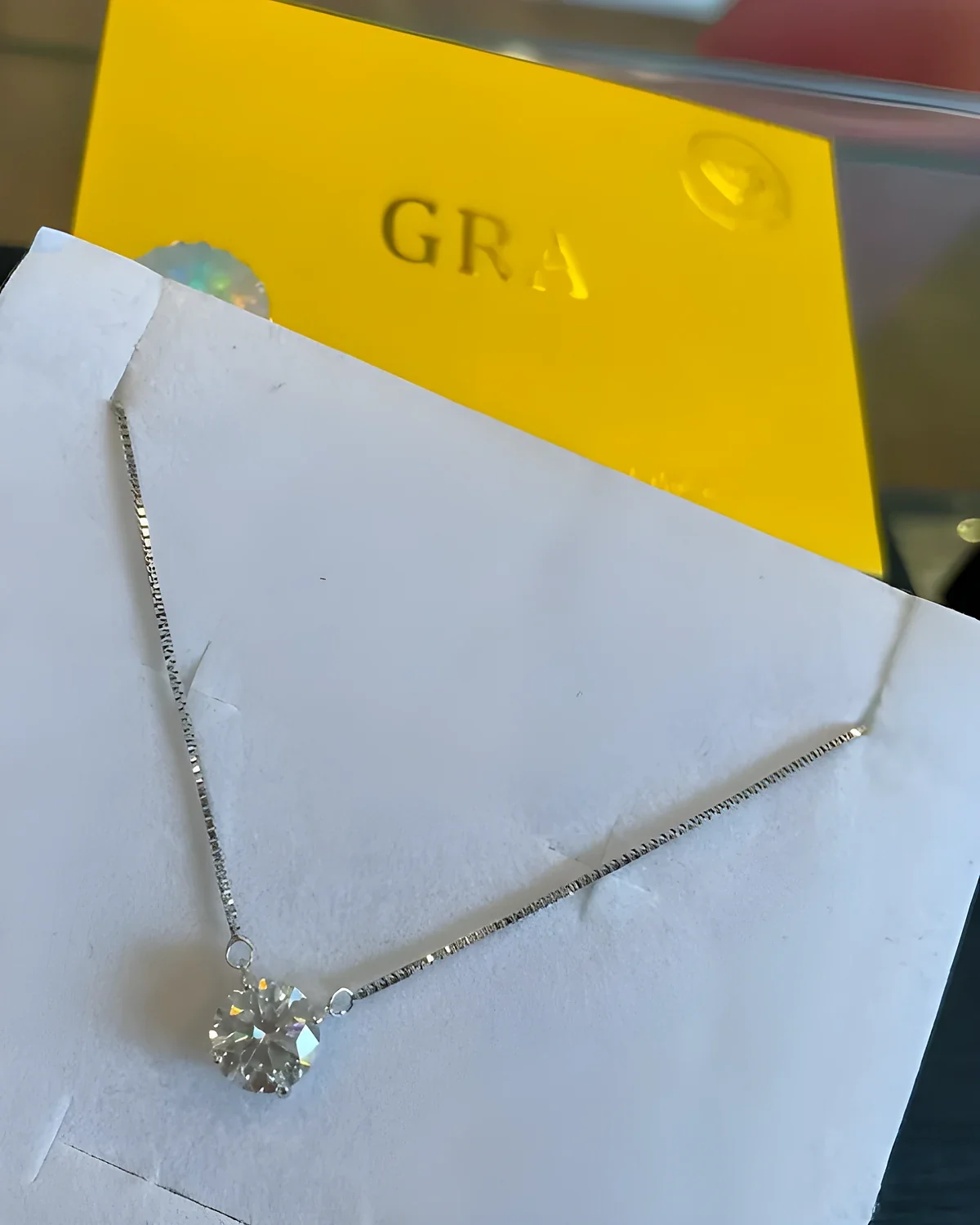 Gargantilha ponto luz 8 mm Moissanite